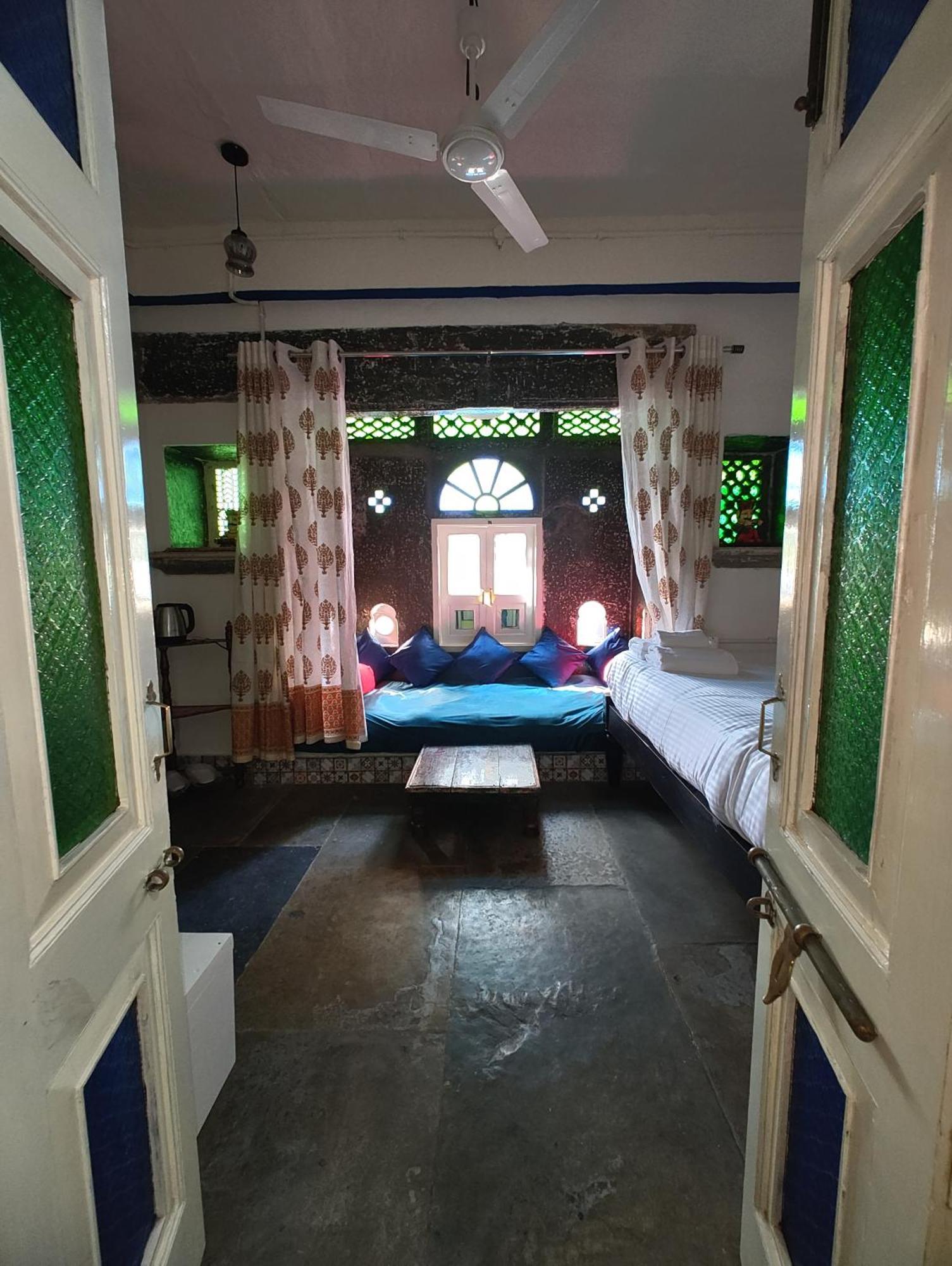 Barefoot Boutique Hotel Udaipur Værelse billede